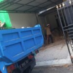 Jasa buang puing surabaya